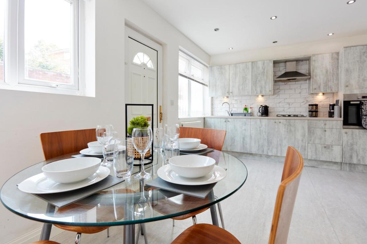 Spacious Home Close To City Centre Location Leeds (West Yorkshire) Exterior foto