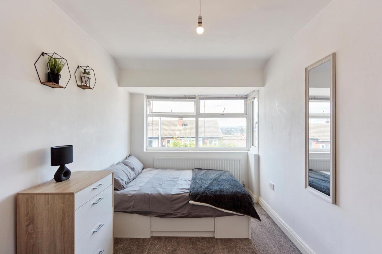 Spacious Home Close To City Centre Location Leeds (West Yorkshire) Exterior foto