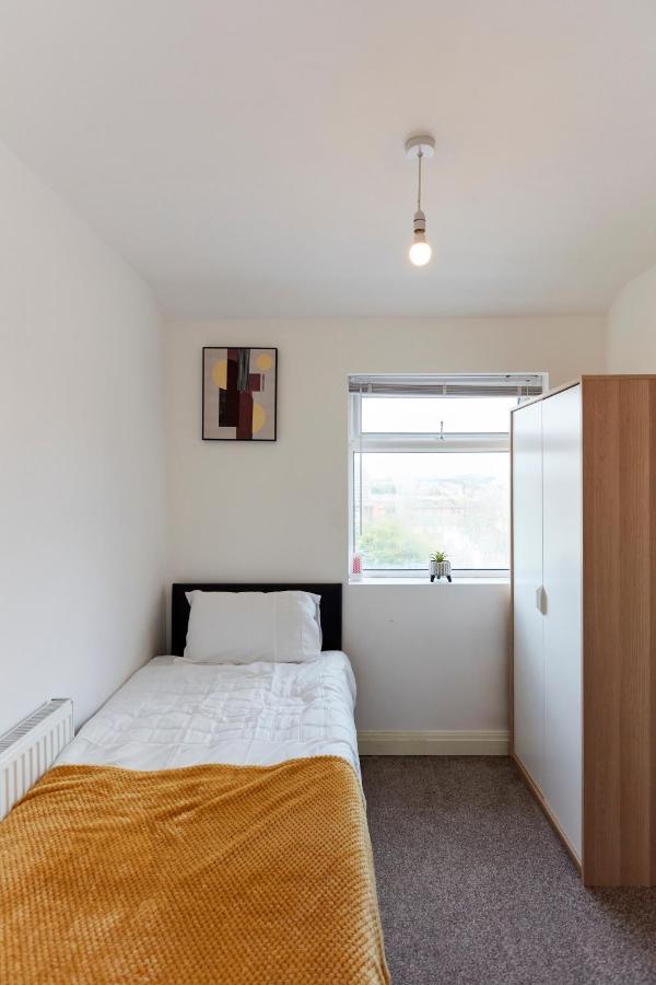 Spacious Home Close To City Centre Location Leeds (West Yorkshire) Exterior foto
